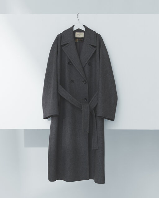 リサイクルウールでつくられた「UNITED ARROWS」の万能コート。 | ヒト