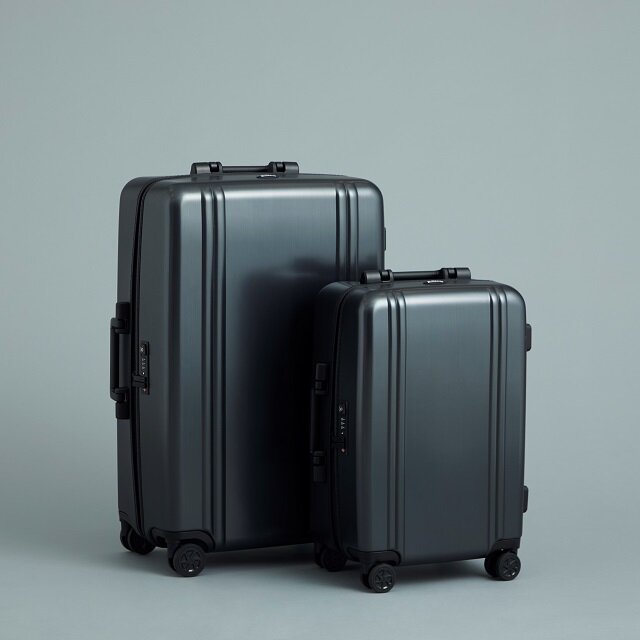 12/4(木)発売 ＜ZERO HALLIBURTON for UNITED ARROWS＞「Classic Light Weigh 3.0 Metallic Gray」