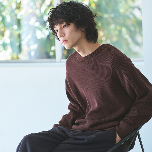 大人ニットの提案 ～色で魅せる、デザインで遊ぶ～