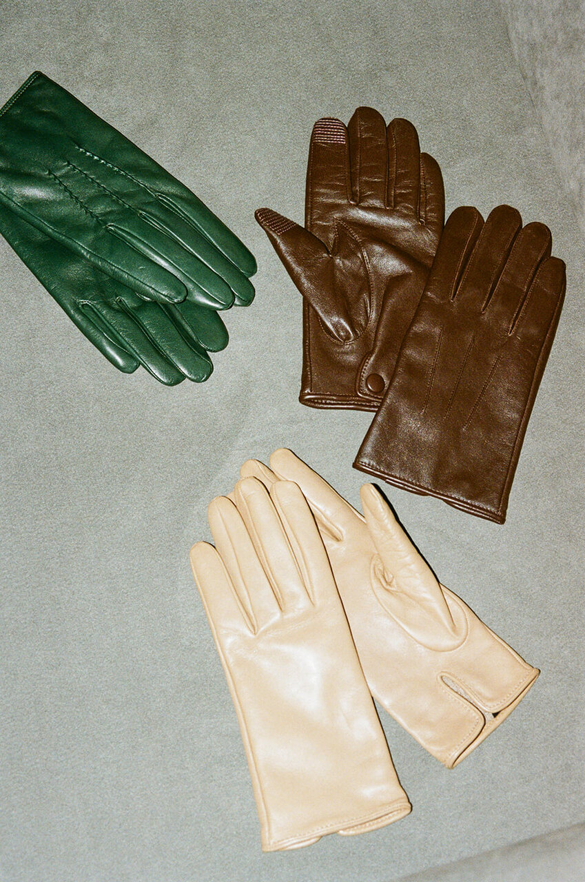 新品】ユナイテッドアローズ 本革手袋｜ファッション