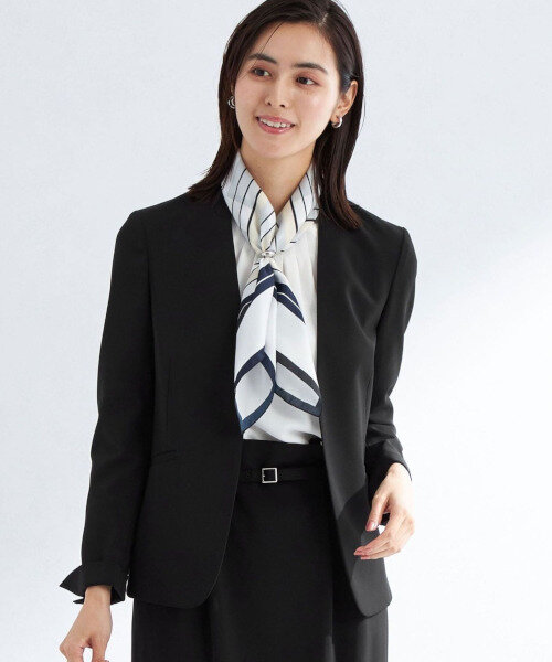 【底値】【閲覧数434】未使用 UNITED ARROWS レディーススーツ 底値】【閲覧数434】UNITED ARROWS レディーススーツ