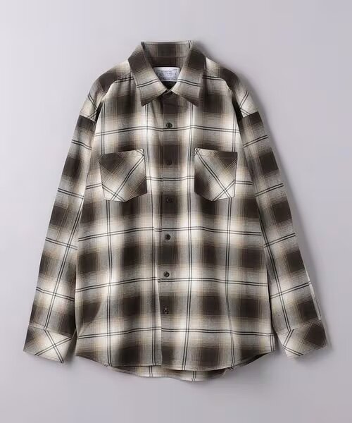 ネルシャツ風のチェック柄シャツ