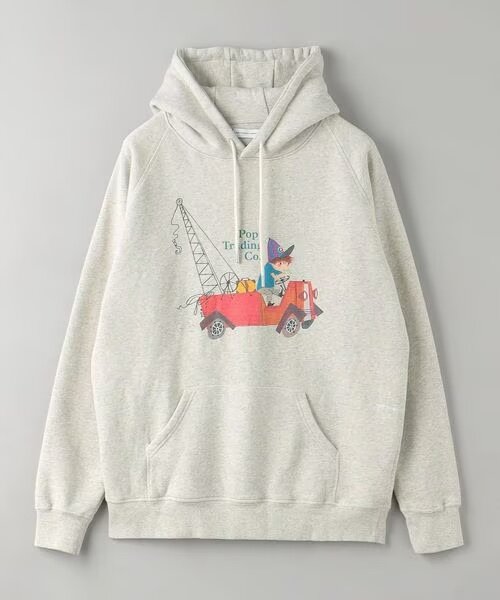 オーバーサイズのパーカー