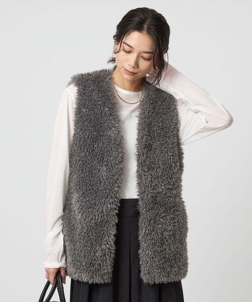 ボアベストコーデ