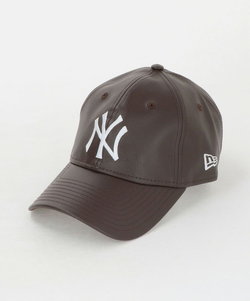 NEW ERA for BEAUTY＆YOUTH 7,700 yen