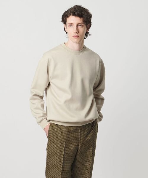 チェックパンツをあわせたコーデ