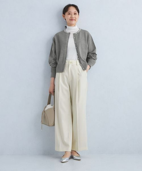 ショート丈トップス×ワイドパンツ