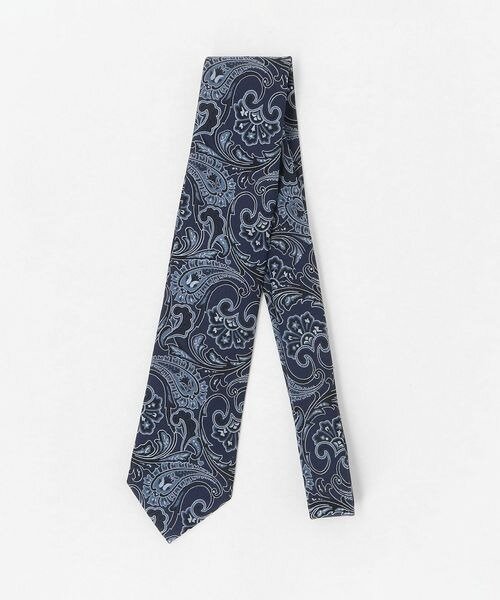 ネイビーを基調としたペイズリー柄のネクタイ