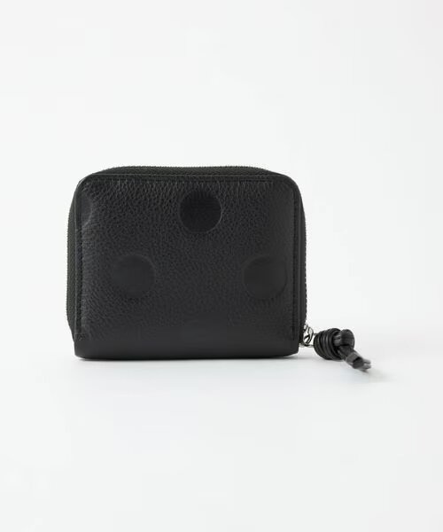 黒のレザーの二つ折り財布