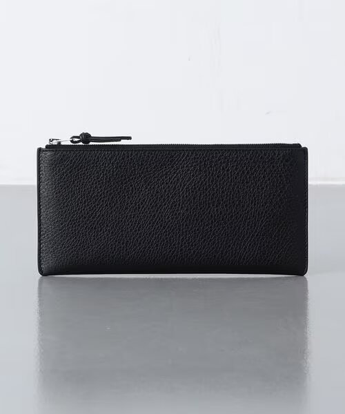 黒のシンプルな長財布