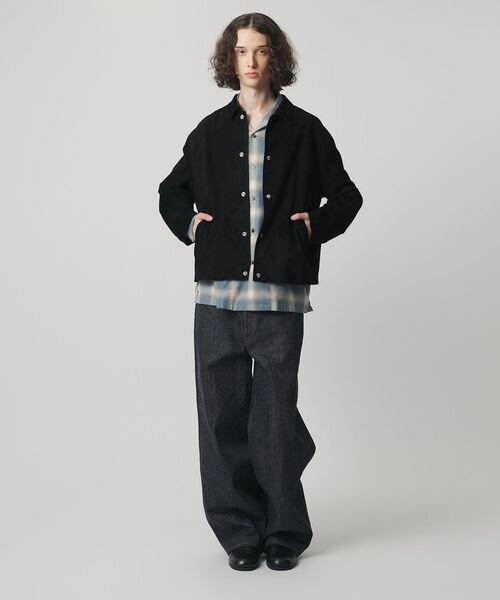 Aラインシルエットの男性