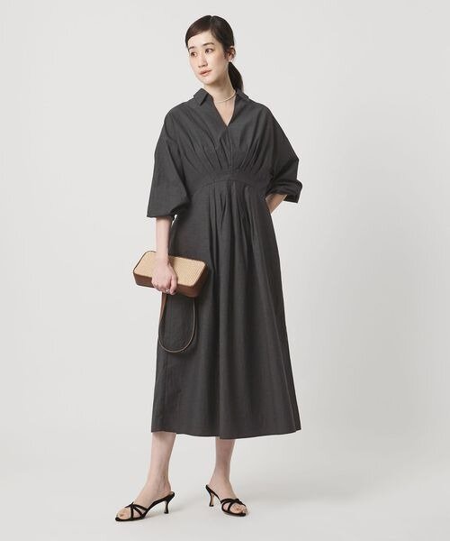 ワンピース×サンダルのコーデ