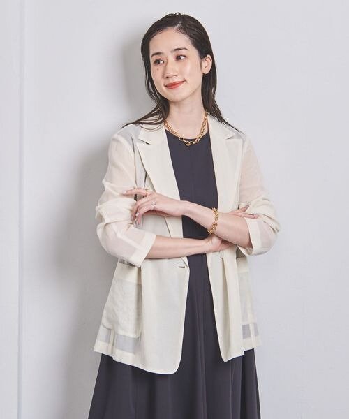 シアージャケットを使ったコーデ