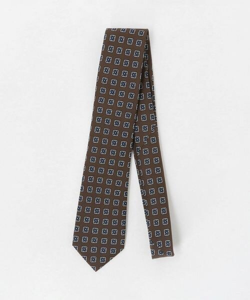 小紋柄のネクタイ　https://store.united-arrows.co.jp/brand/olt/item/6100026S0040?clr_id=101
