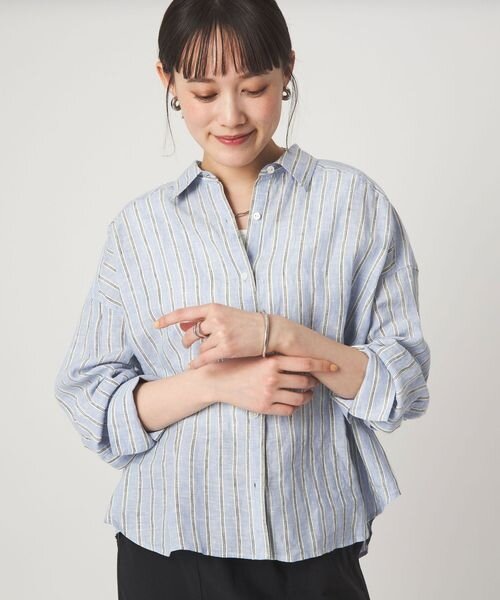 リネンのストライプシャツ