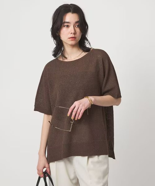 半袖トップス1枚の気温25度コーデ