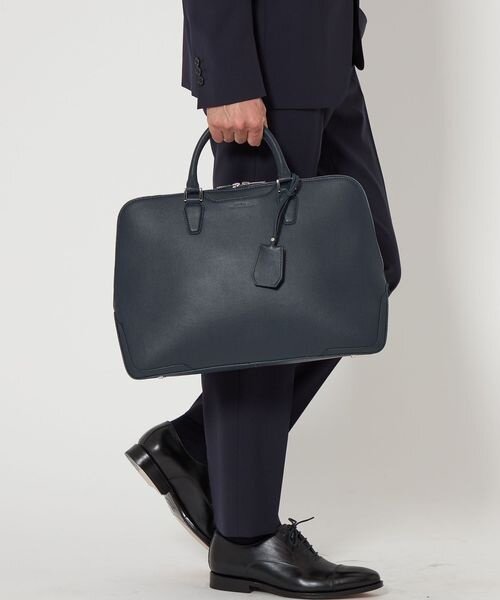 https://store.united-arrows.co.jp/brand/glr/item/3100024S0347?clr_id=102