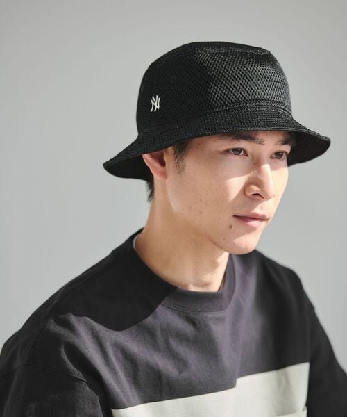ハットをかぶっている男性