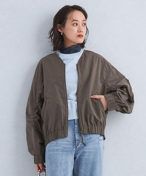 MA-1を着用している女性