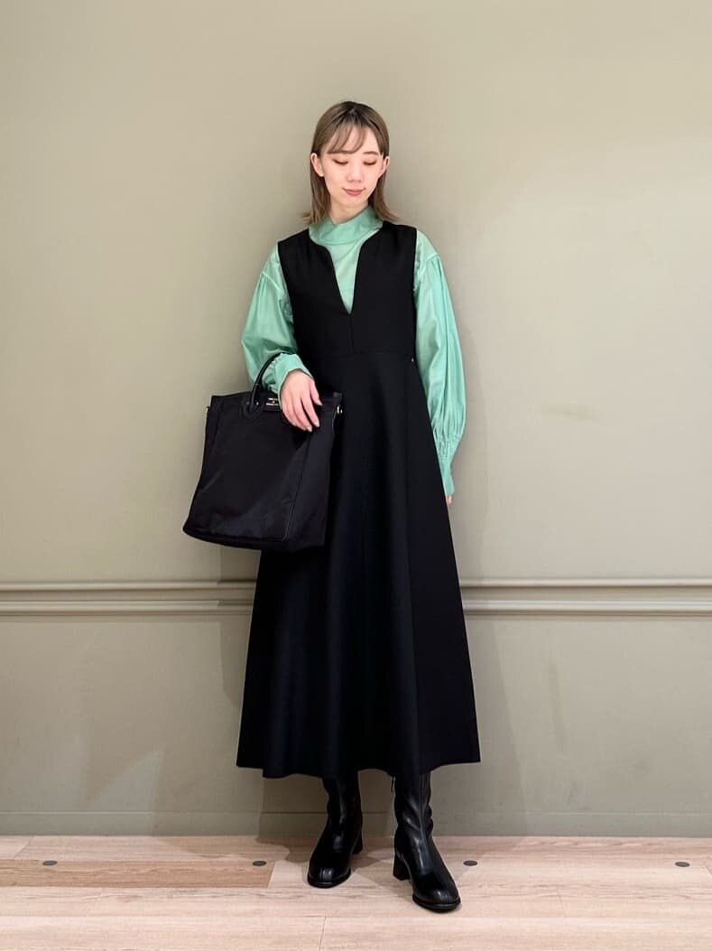 ミントグリーンのおすすめレディースコーデ20選｜ミントグリーンに合う  