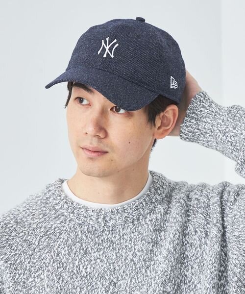 キャップをかぶった男性