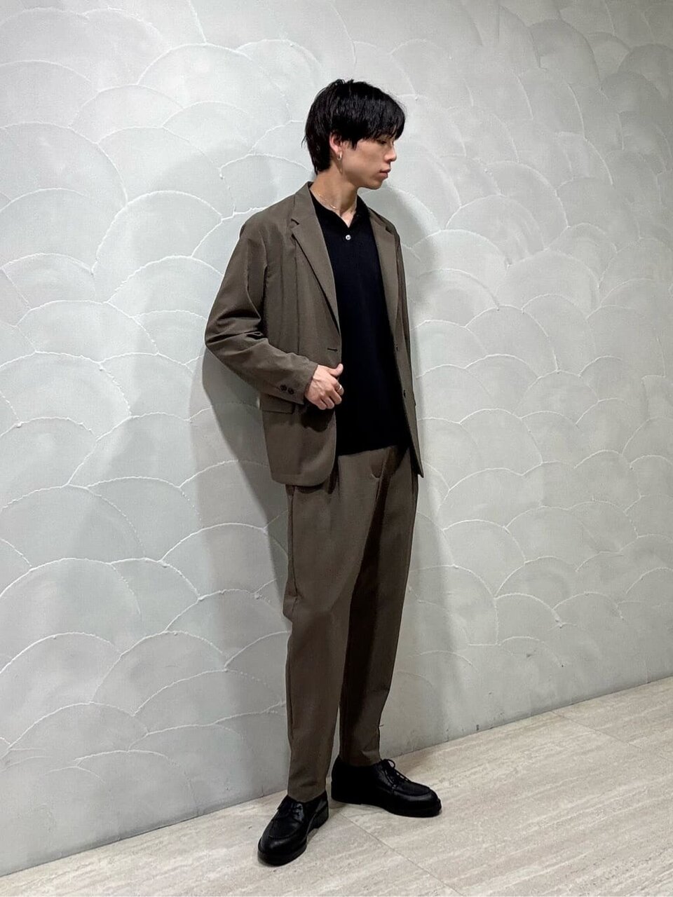 セットアップ×ニットポロコーデ