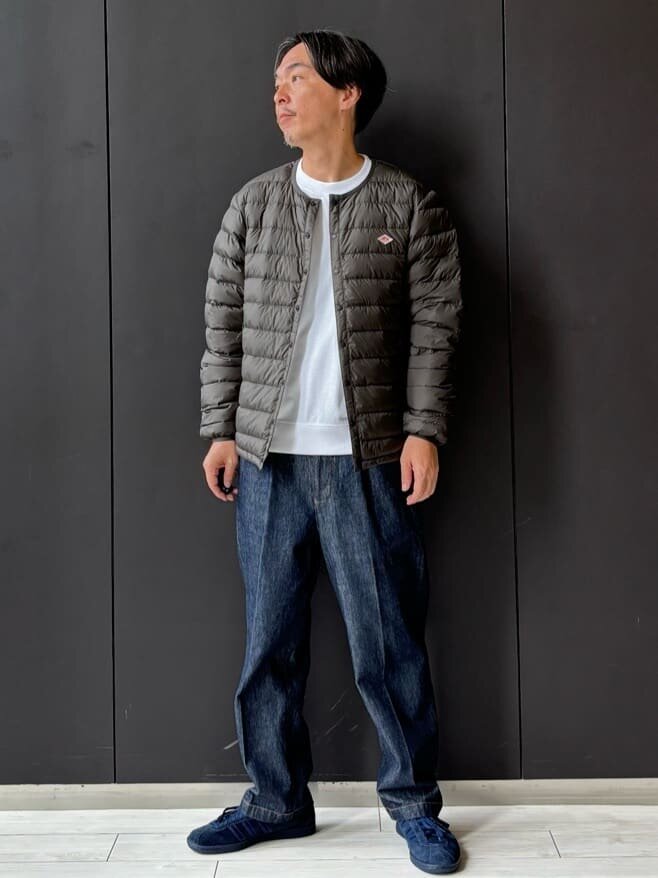 シャツを着た男性
