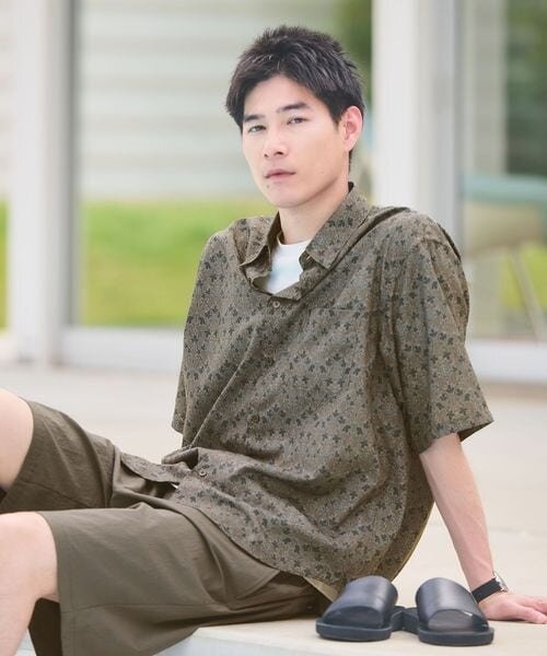 サーフスタイルの男性