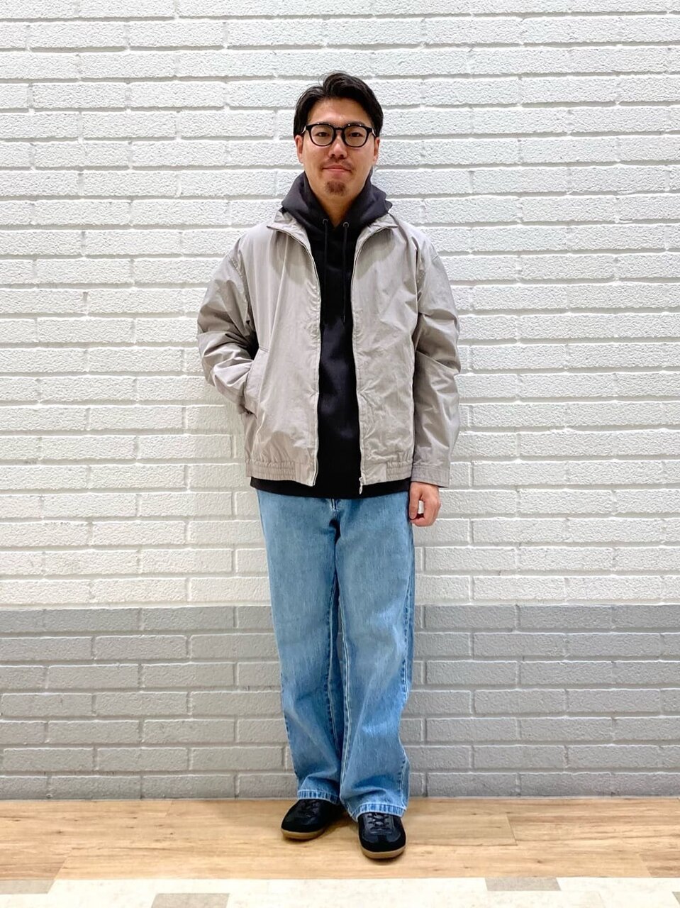 パーカー×ブルゾンのコーデ