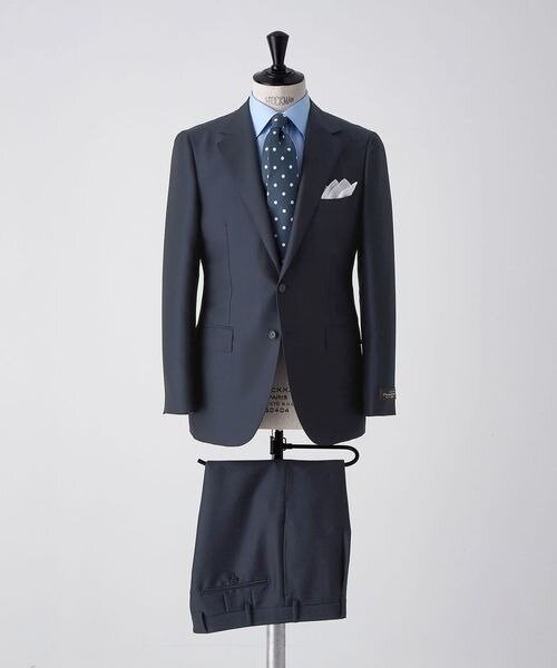 ネイビースーツ