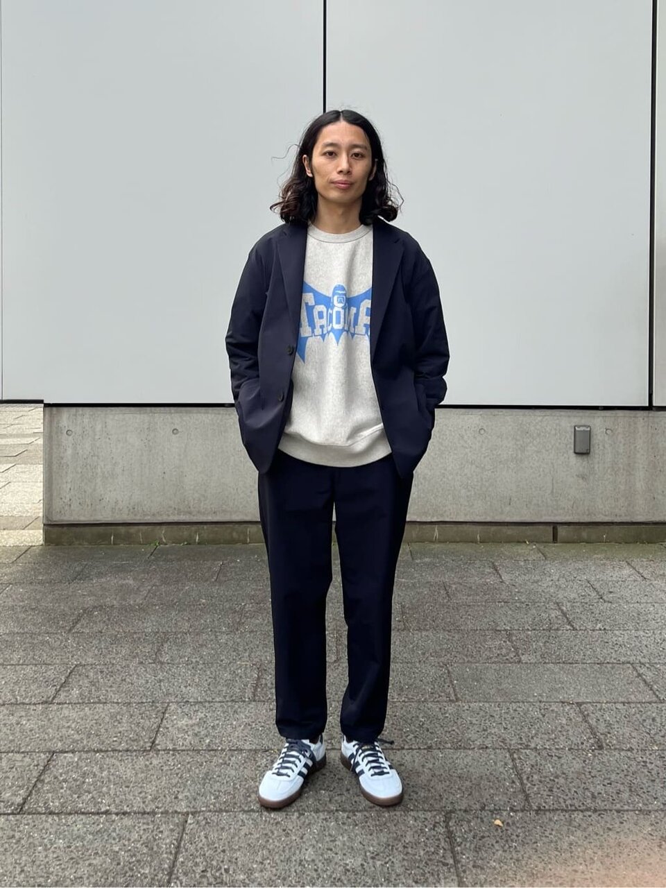 スウェットとセットアップのコーデ