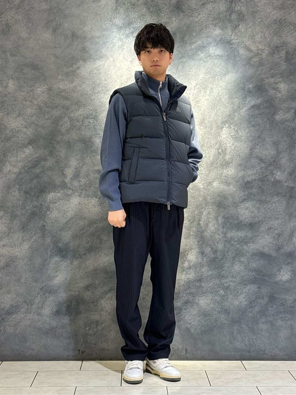 ダウンベストコーデ