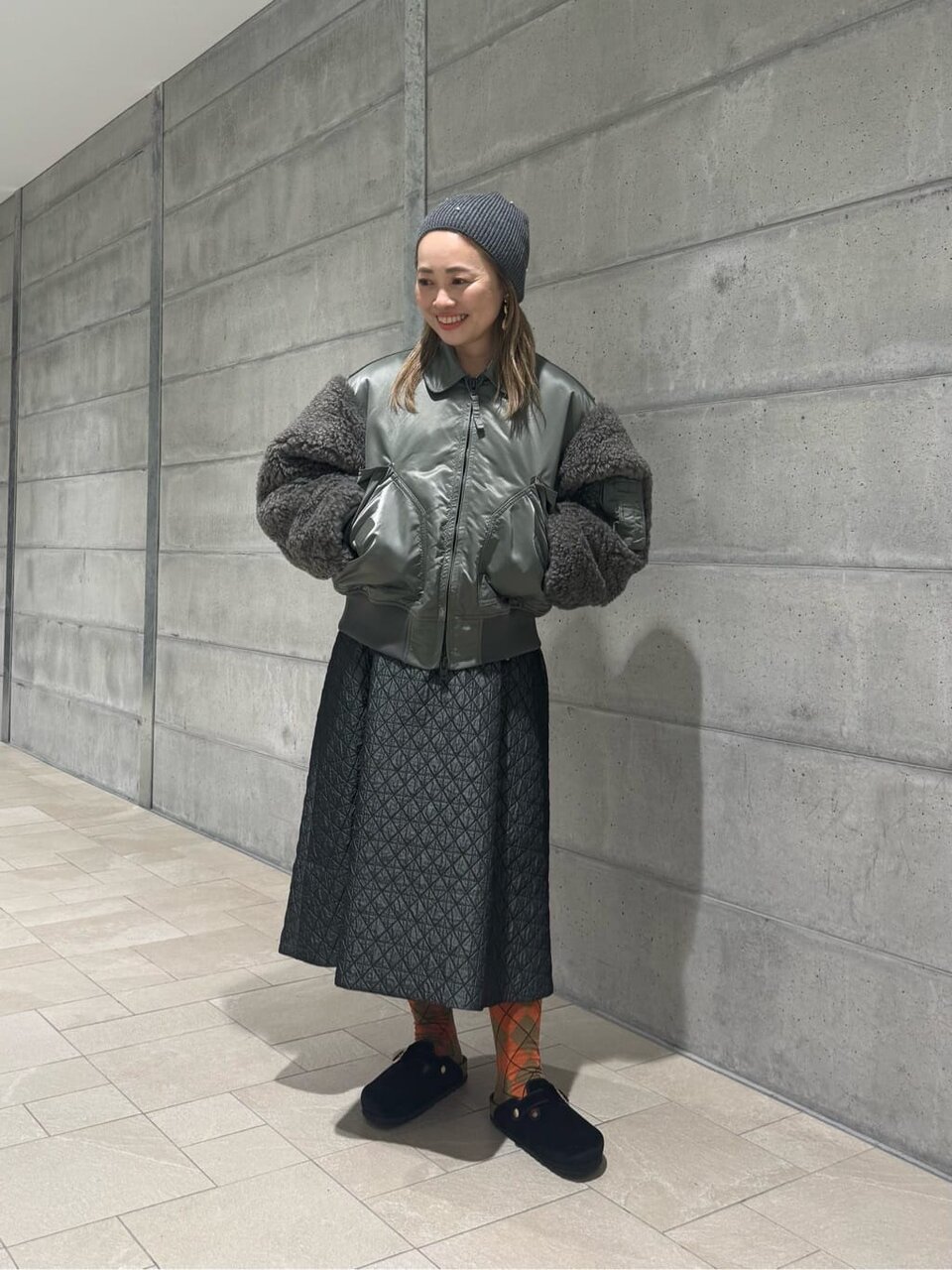 フレアスカート×ハイソックスのコーデ