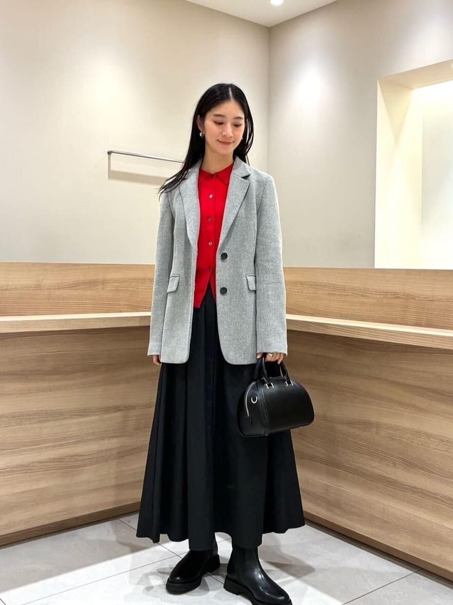 ジャケット×ニットコーデ