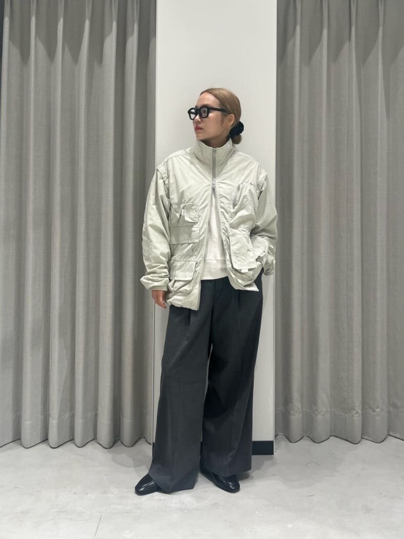 ブルゾン×パンツコーデ