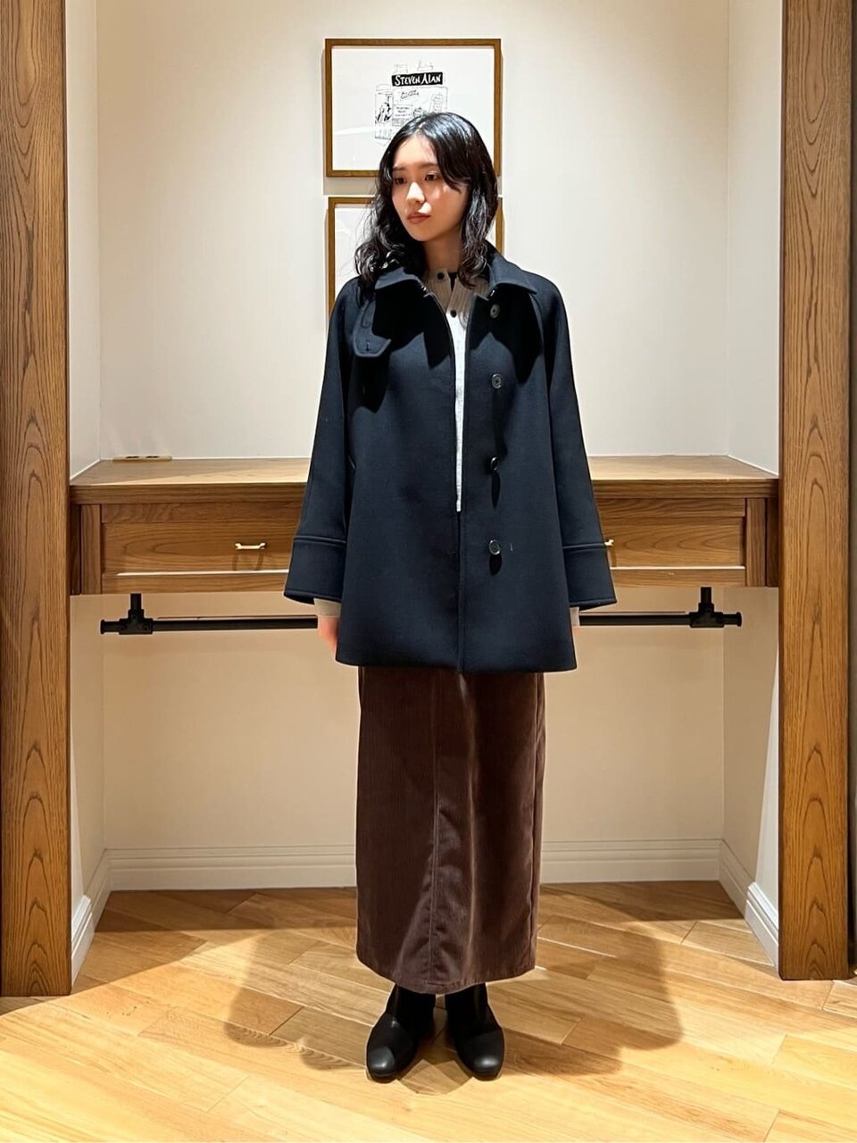 ショートコート×コーデュロイスカート