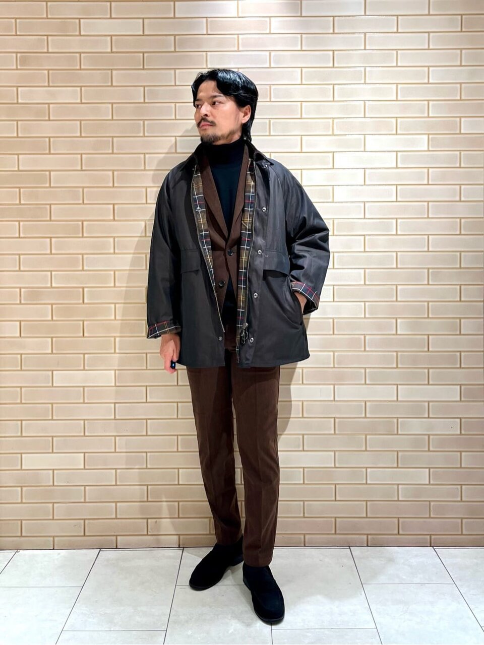 57 テーラードジャケット×ミリタリーコートのコーデ