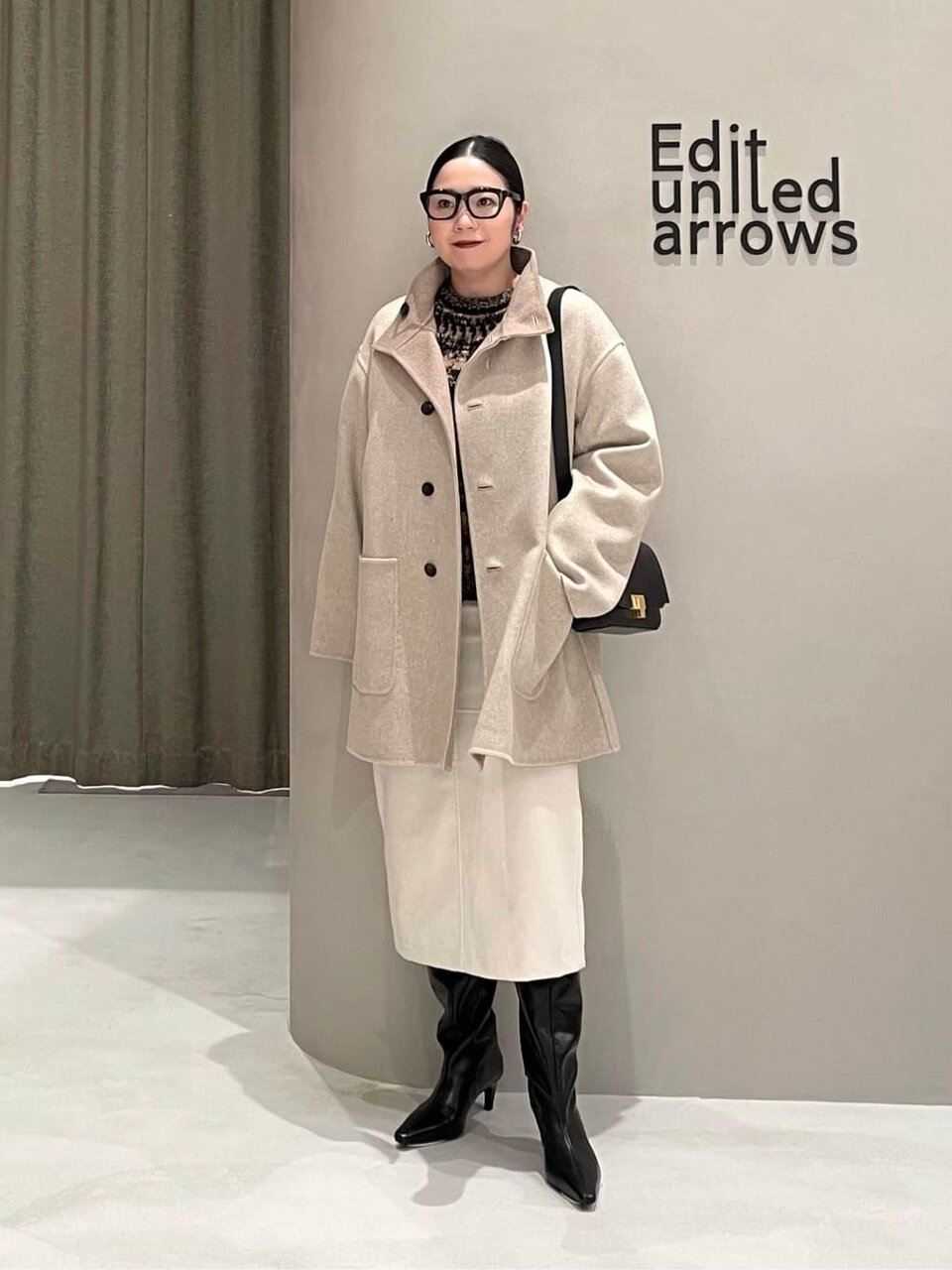 Aラインコート×タイトスカート