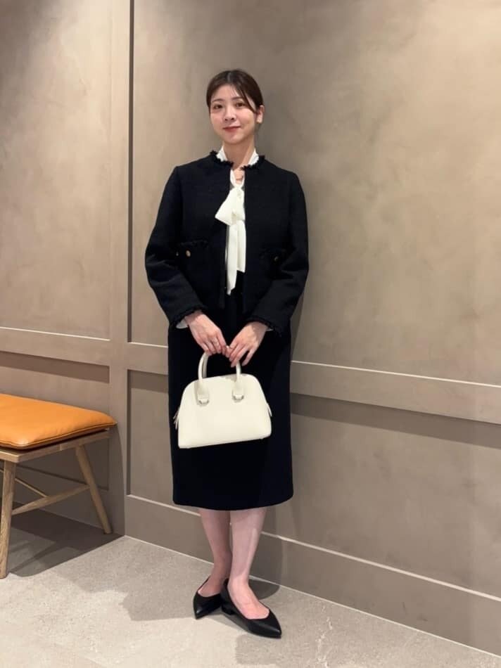 ツイード調のセットアップコーデ