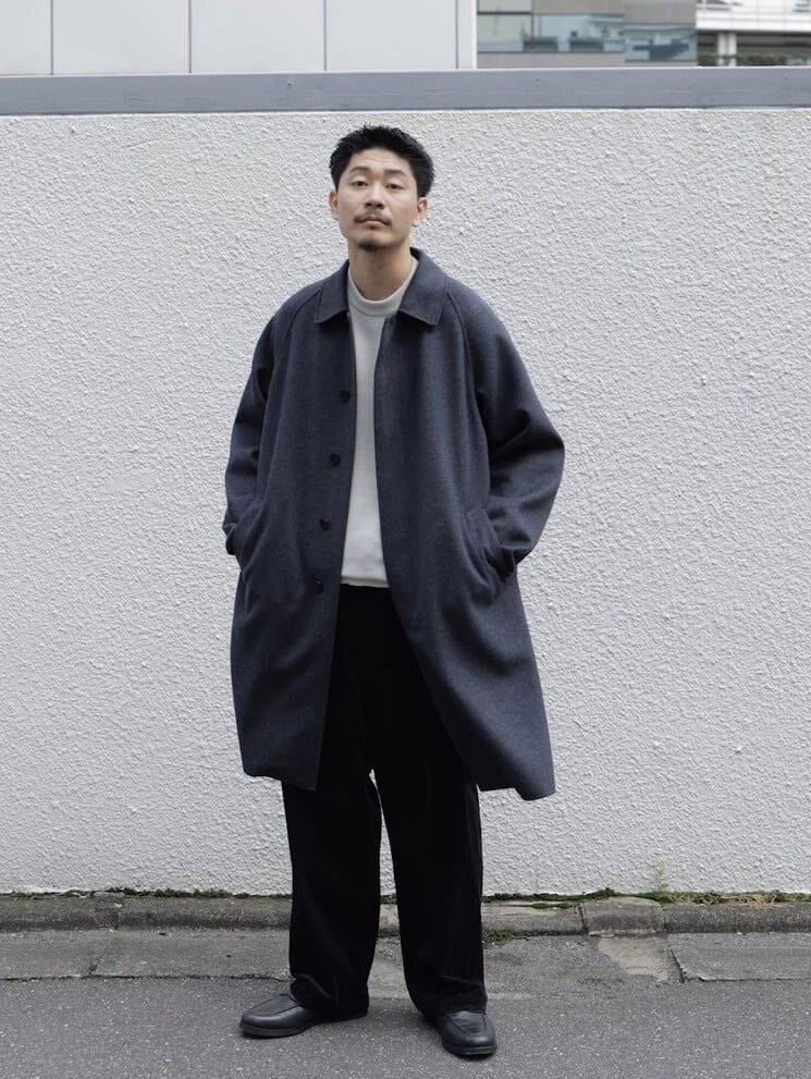 オーバーサイズのアウターコーデ