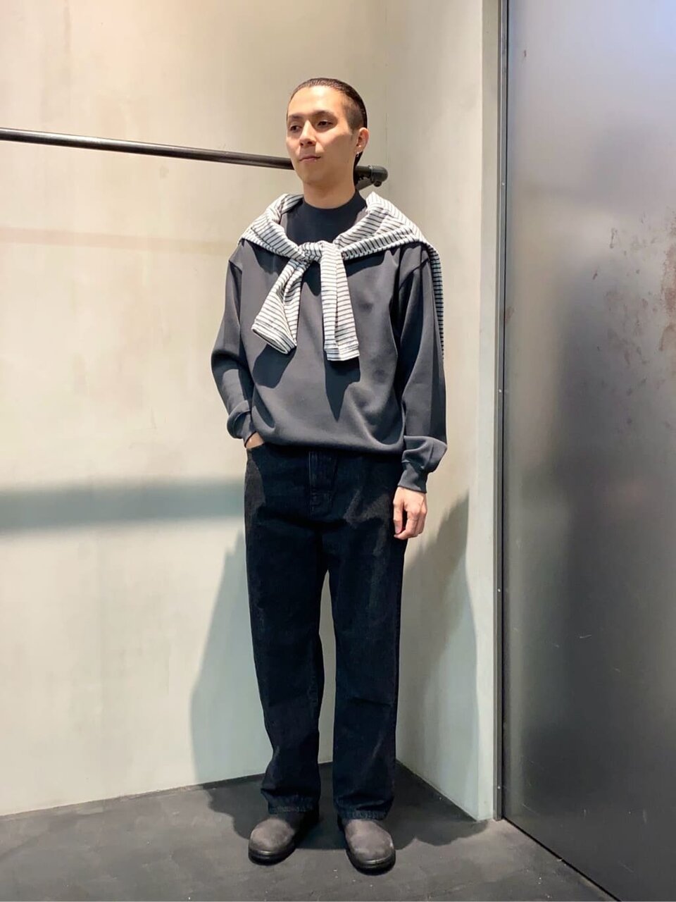 デティールにこだわったシンプルなコーデ