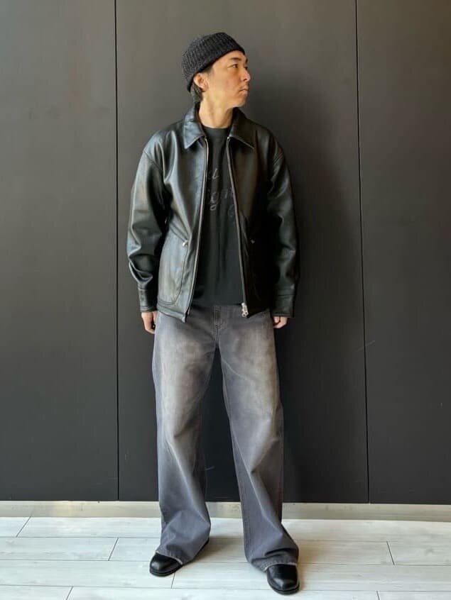 レザージャケットを使ったモードなコーデ