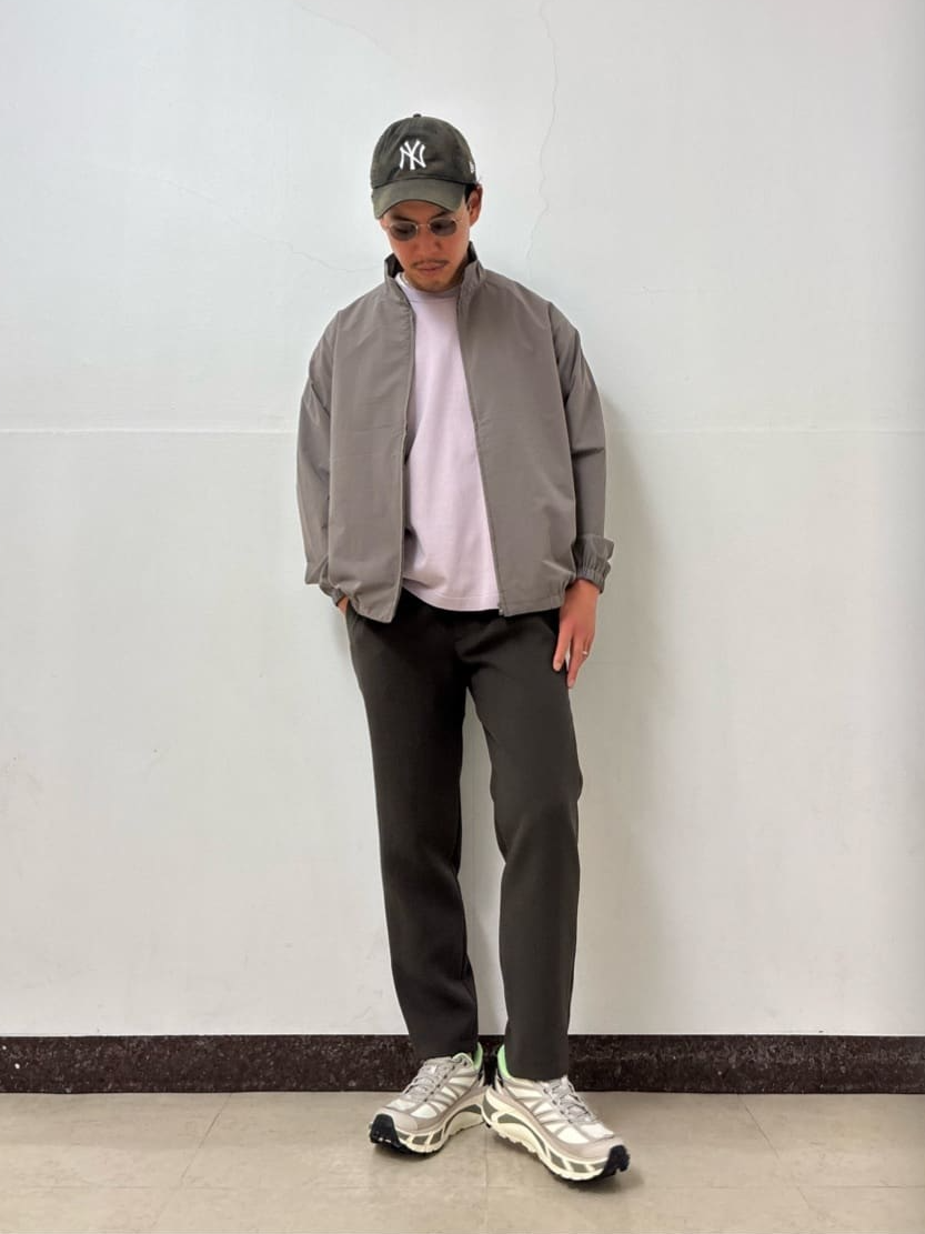 ニットTシャツ×ブルゾンのコーデ