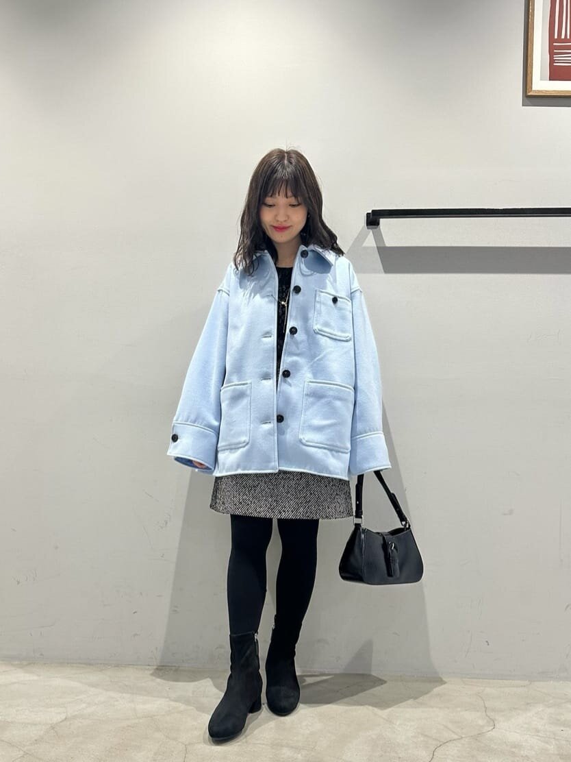 CPOジャケットとツイードライクミニスカートの30代コーデ