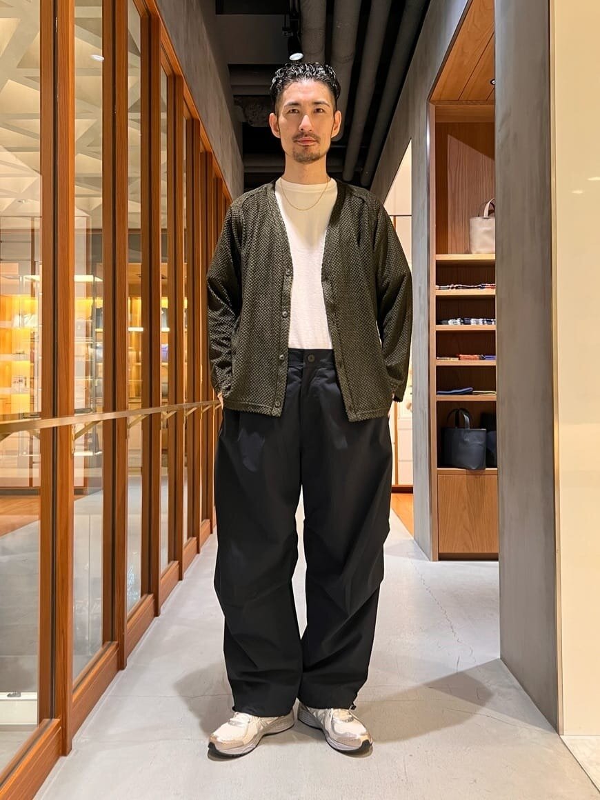 コンパクト×ワイドのメリハリシルエットが魅力のコーデ