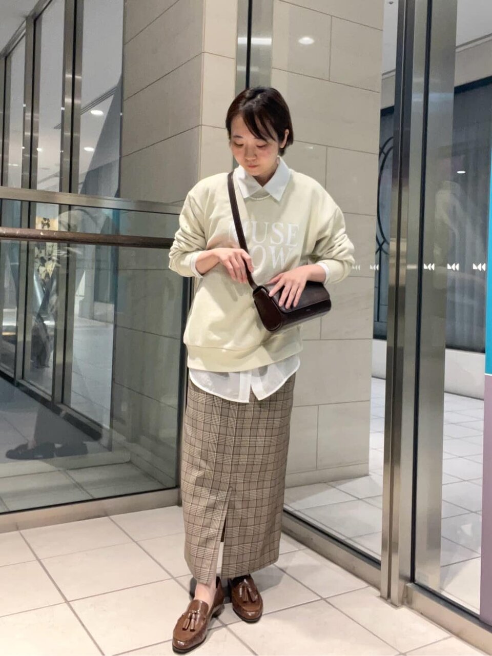 スウェットを着た女性