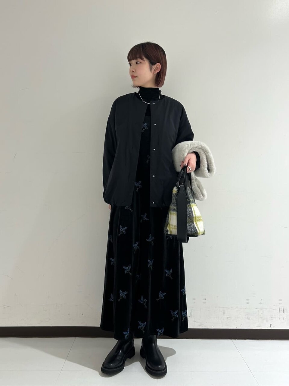 キャミソールワンピース×パフィーブルゾンのコーデ