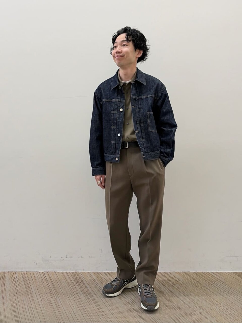 40代メンズ向けのデニムジャケットコーデ