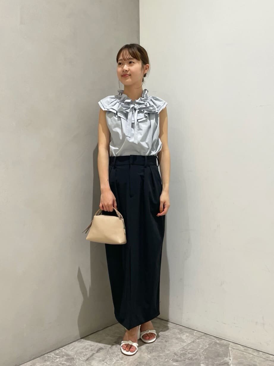 Tシャツとタイトスカートの30代夏コーデ