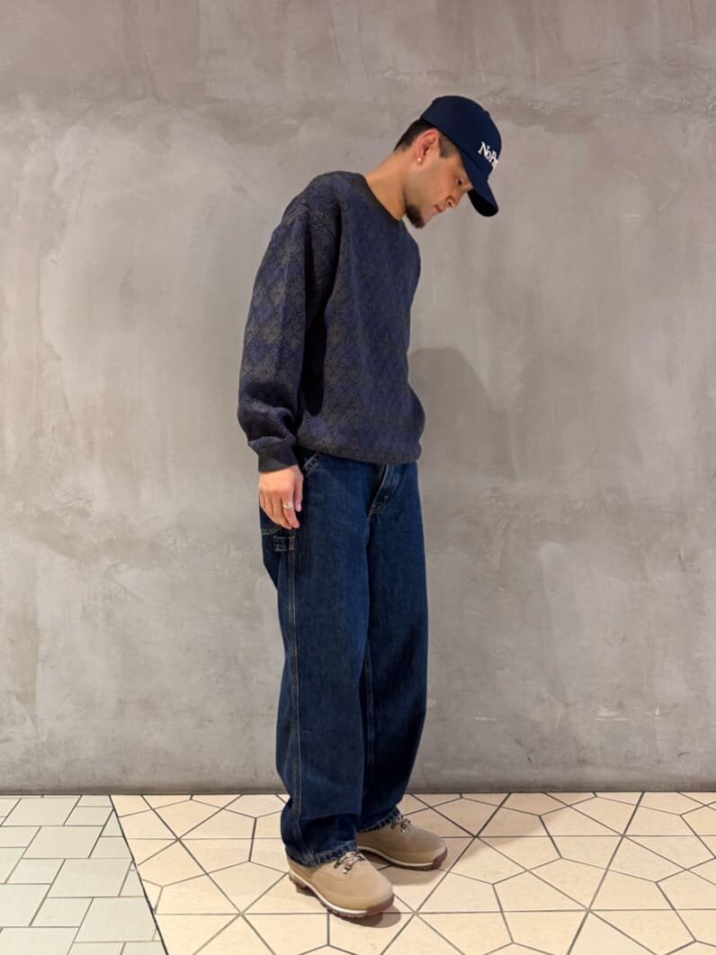 ニットを使ったストリートコーデ